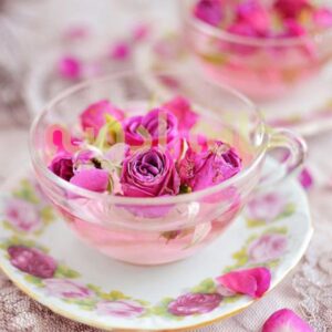 خواص و کاربردهای غنچه گل محمدی